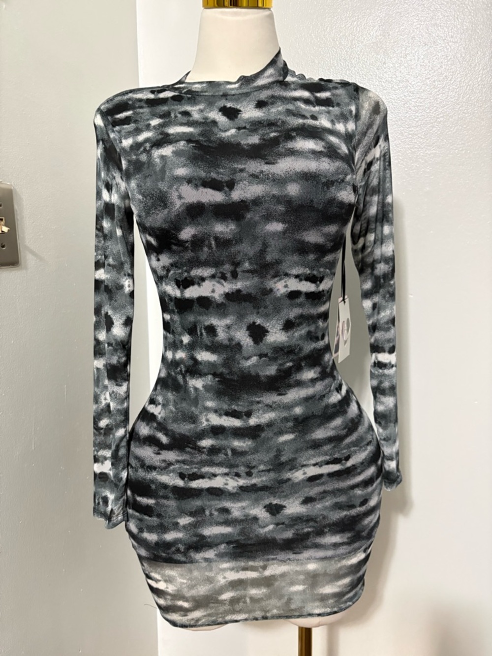 iris Black & White Tie-Dye Long Sleeve Bodycon Dress